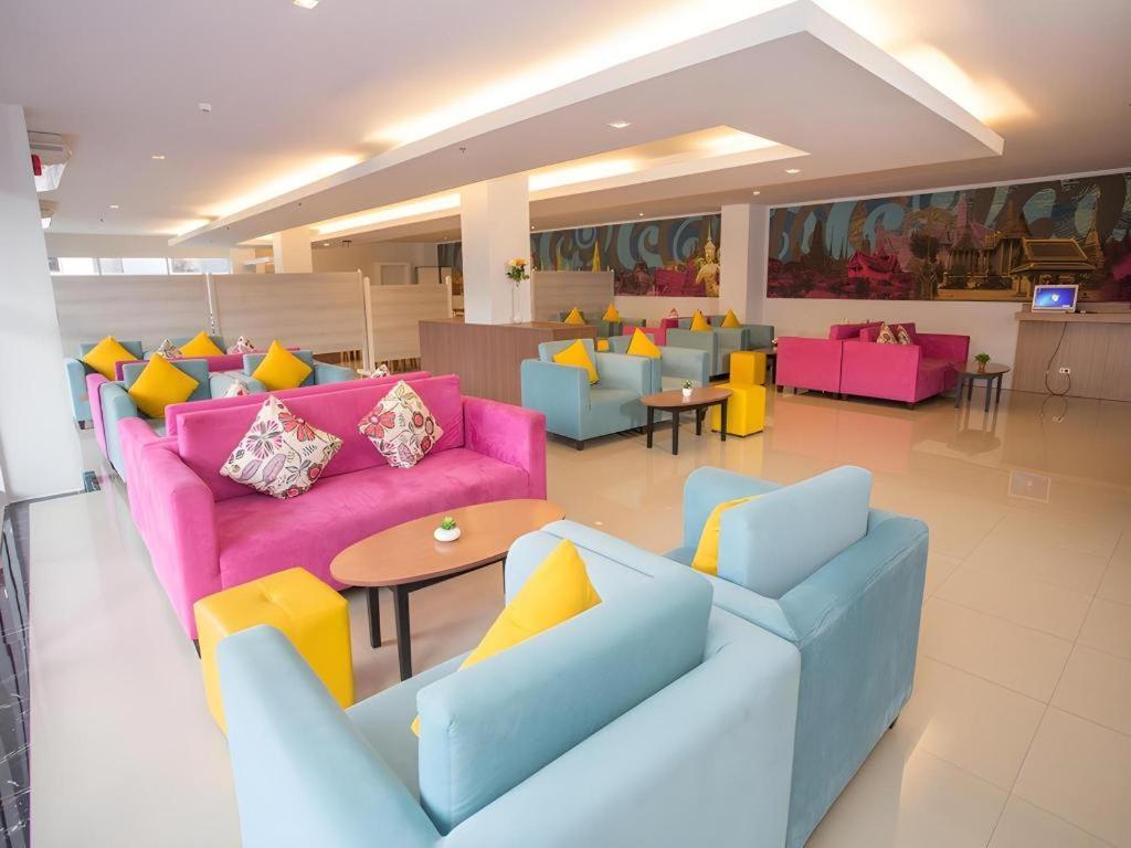 R-Con Hotel @ Siam Паттайя Экстерьер фото