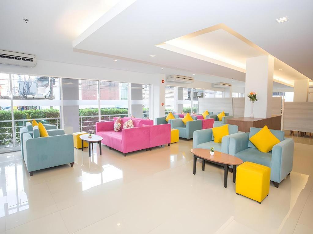 R-Con Hotel @ Siam Паттайя Экстерьер фото