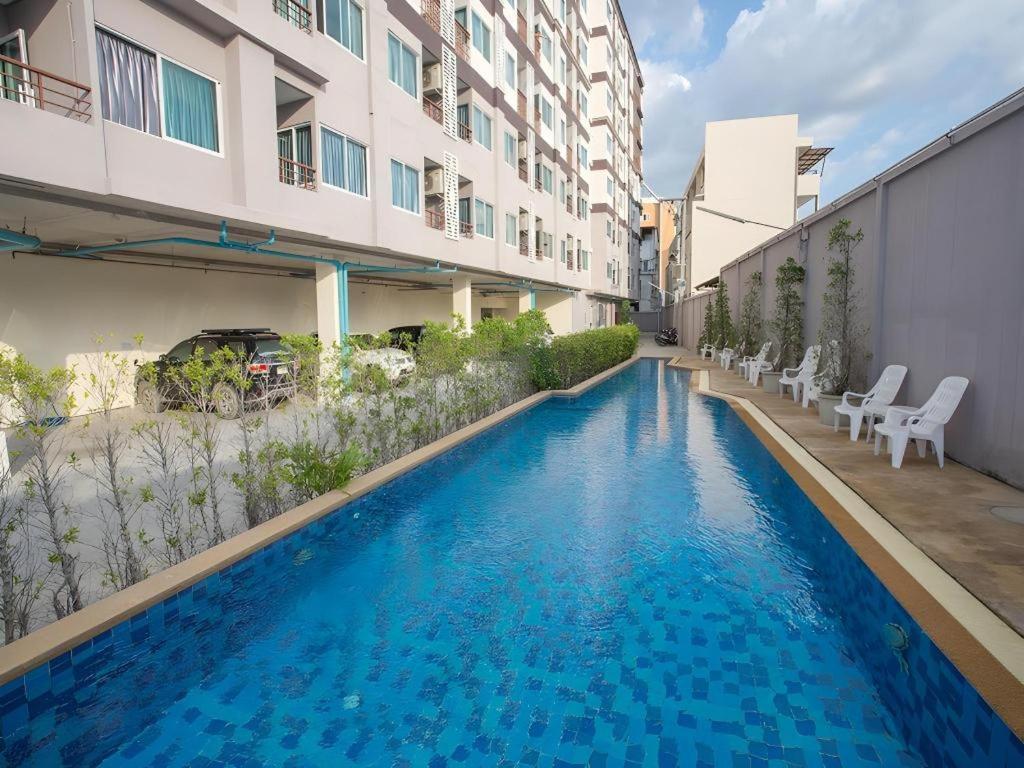 R-Con Hotel @ Siam Паттайя Экстерьер фото