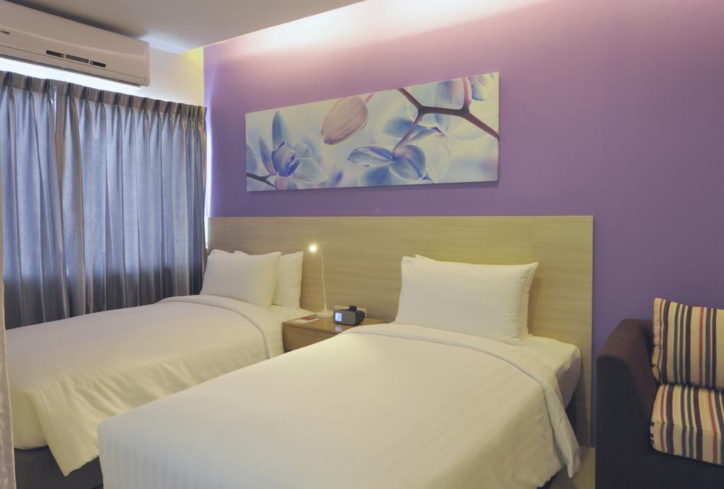 R-Con Hotel @ Siam Паттайя Номер фото