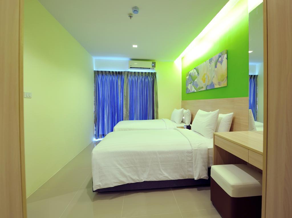 R-Con Hotel @ Siam Паттайя Номер фото